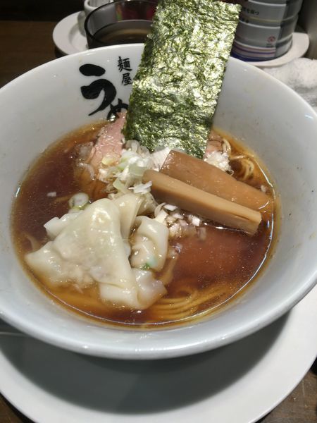 「醤油肉ワンタン  細麺」@麺屋 うめはら 伊勢崎店の写真