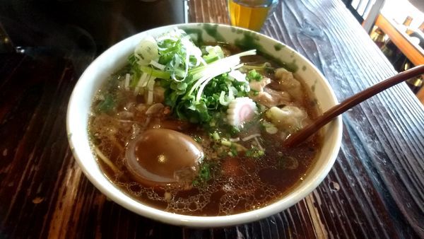 「ワンタン入り正油 軟白ネギ 味卵」@G麺7の写真