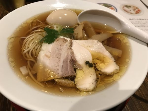 「鶏だし生醤油そば 味玉 750円」@だし廊 -DASHIRO-の写真