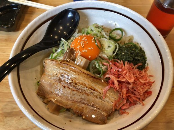 「塩まぜそば」@麺屋 やまひで 七宝店の写真