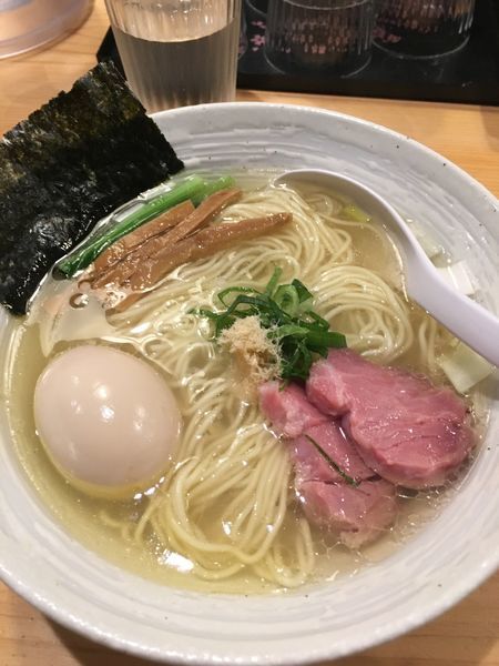 「味玉らぁ麺（塩）＋チャーシューご飯」@麺屋 さくら井の写真