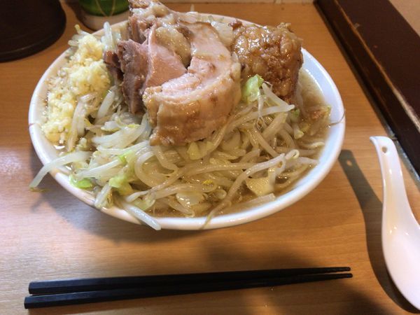 「小ラーメン300g ヤサイニンニクアブラカラメ」@豚星。の写真