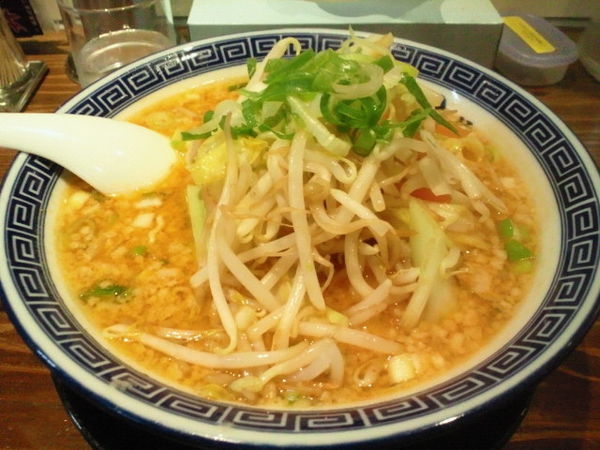 「野菜盛り味噌豚骨麺 928円」@麺家 くさび 福島店の写真