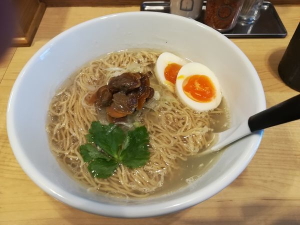 「ホンビノス(白蛤)そば+味玉950円」@麺屋Mの写真