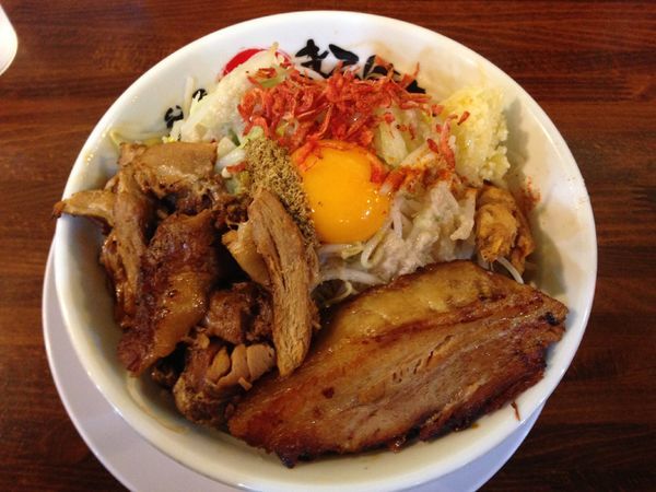 「男気まぜ海老三昧（大盛）＋ほぐし豚」@まるはち 春日井店の写真