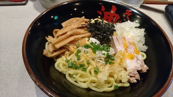 「油そば並+生ニンニク 760円」@東京油組総本店 赤坂見附組の写真