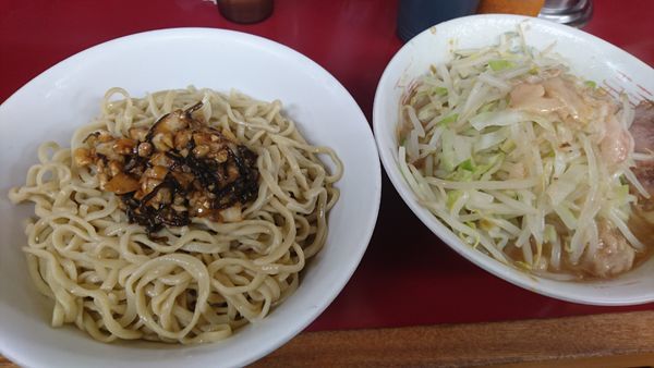 「ラーメン＋昆布ナッツ・夏あじつけ麺 900円」@ラーメン二郎 相模大野店の写真