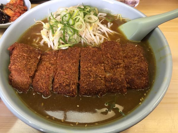 「とんかつカレーラーメンセット800円」@らーめんはうす ポパイ 西口店の写真