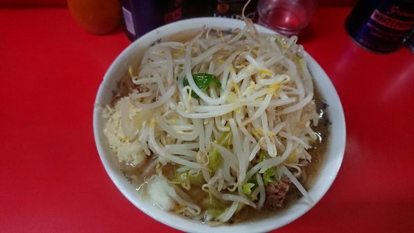 「小　半分　ニンニク少な目」@ラーメン二郎 松戸駅前店の写真