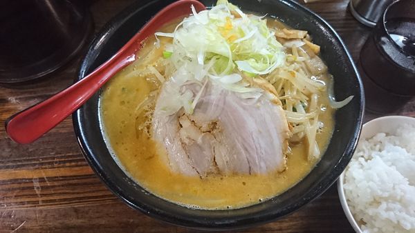 「味噌 野菜大盛＋ライス」@麺処 花田 池袋店の写真