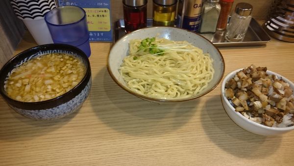 「アブラつけそば＋肉めし」@煮干そば 流。の写真