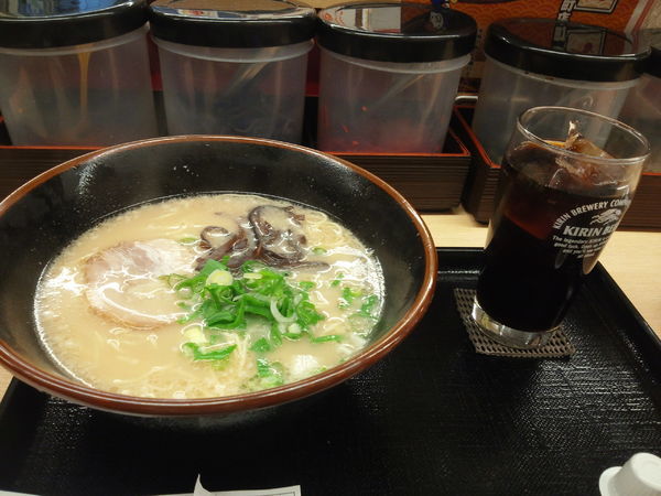 「博多ラーメン」@博多らぁめん ふくちゃん 千葉幸町店の写真
