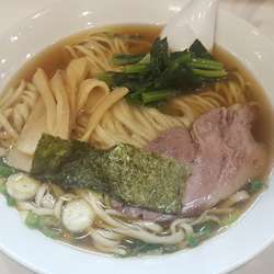 らぁめん 690円　大盛