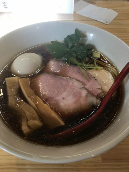 「松  特級中華そば」@自家製麺 くろ松の写真