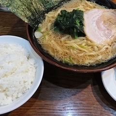 横濱家系ラーメン 萬心家の画像