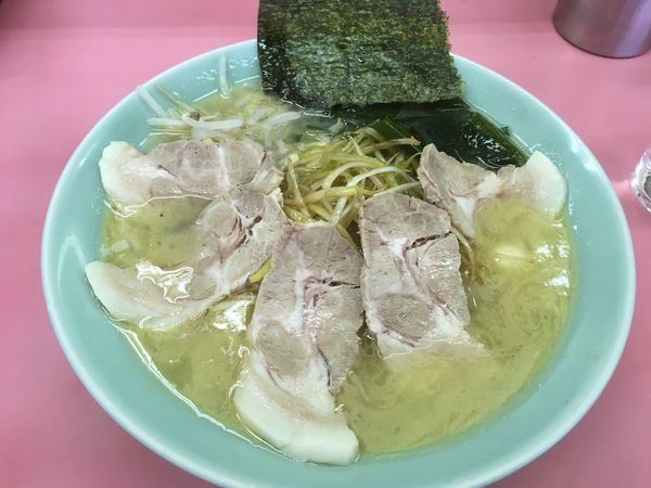 「塩ネギチャーシュー（脂多め）」@とんとんラーメン 上尾店の写真