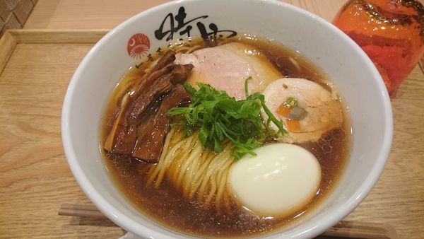 「中華蕎麦 出汁玉子」@中華蕎麦 時雨の写真