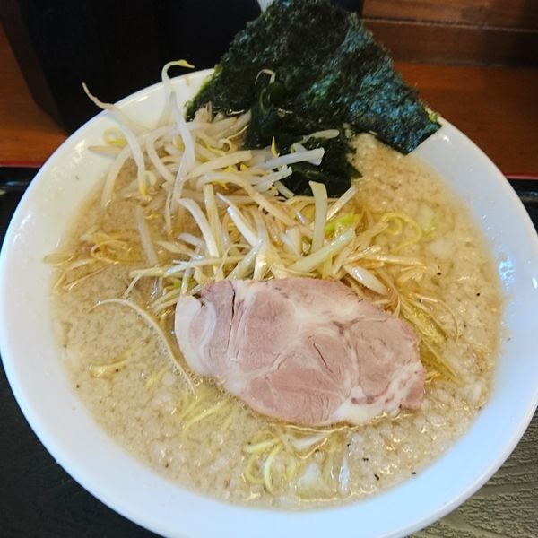 「コテコテラーメン670　ネギ170　※麺硬め」@ラーメンショップ やわら亭の写真