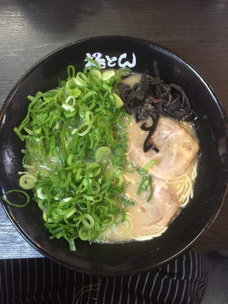 「ネギ極とんラーメン」@極とんラーメン とん匠 尾道駅前店の写真