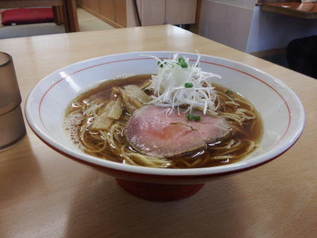 「煮干　ストレート麺」@ら〜麺 安至の写真