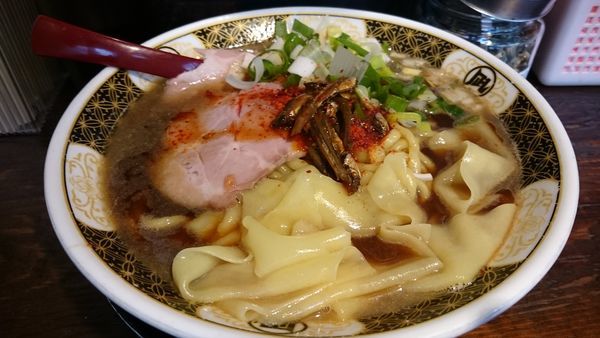 「煮干ラーメン（820円）＋大盛り（0円）」@すごい煮干ラーメン凪 渋谷東口店の写真