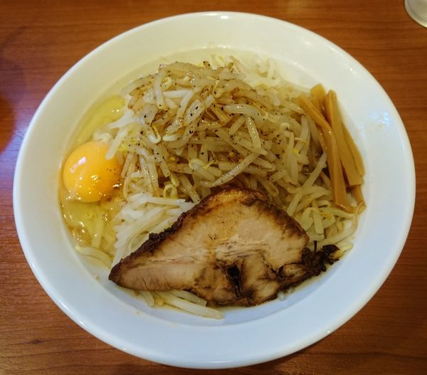 「まぜそば＋生卵＝850円」@中華そば 七麺鳥の写真