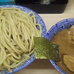 つけ麺 大 （三田盛り）