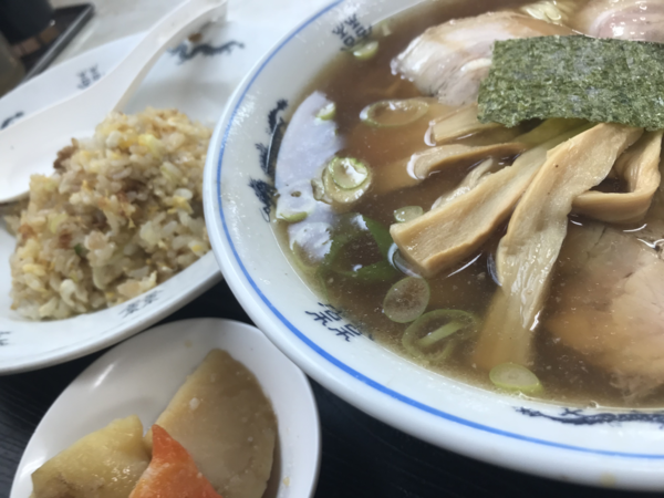 「チャーシューメン 半チャー 800円」@幸楽の写真