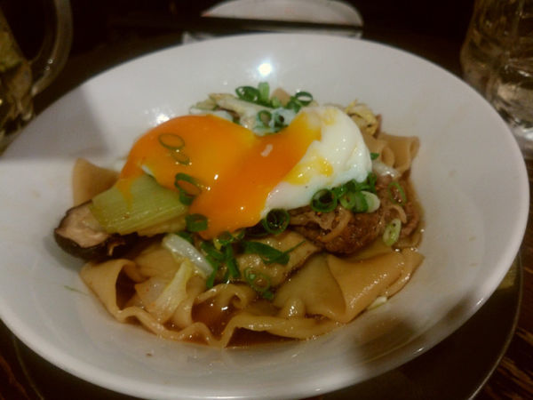 「牛すき煮込みそば　他　全6種類」@立ち呑み居酒屋 金町製麺の写真