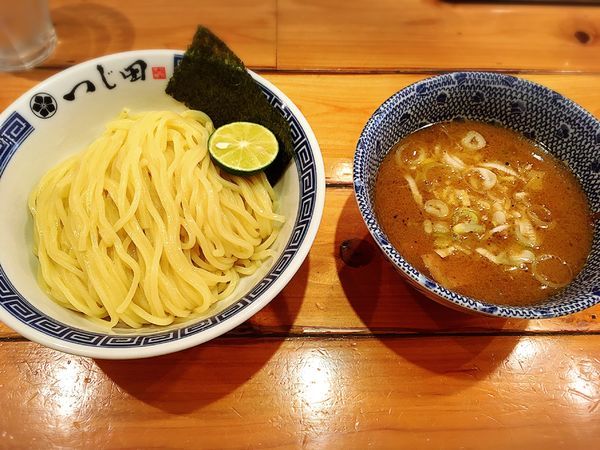 「濃厚つけ麺」@つじ田 飯田橋店の写真