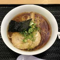 醤油らぁ麺