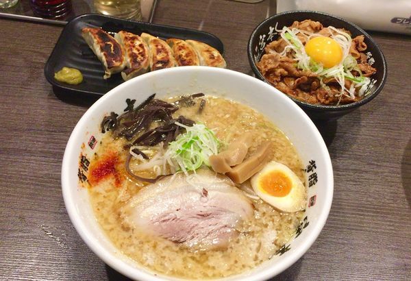 「背脂味噌らーめん」@背脂らーめん宮本の写真