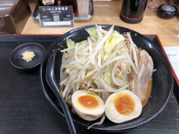 「ネオじろうA（からみそ）野菜多め」@らーめん次郎冠者 竜王店の写真