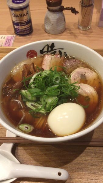 「中華蕎麦＋特製トッピング」@中華蕎麦 時雨の写真