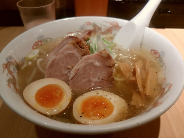 「とくしお1000円」@さっぽろ 火武偉 恵比寿店の写真