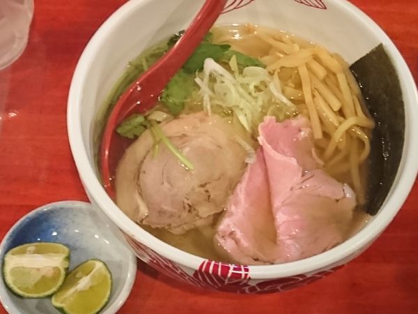 「あす花 feat. 八咫烏 “潮騒” ￥850」@麺処 あす花の写真