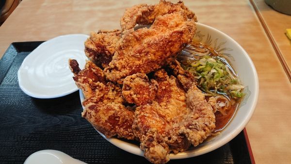 「唐揚げラーメン@810円」@豚福の写真