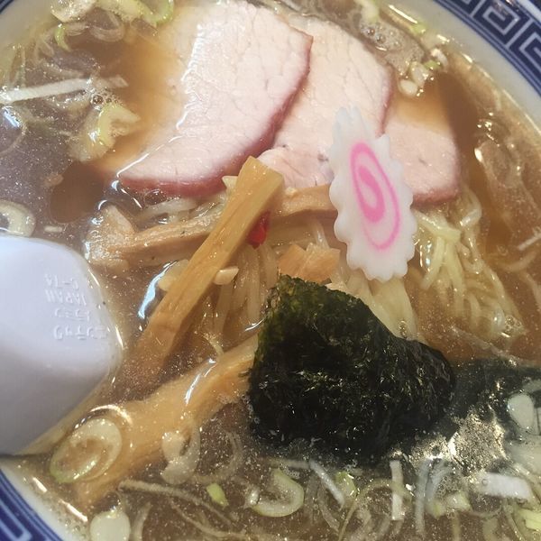 「醤油ラーメン」@醤油ラーメン柴の写真