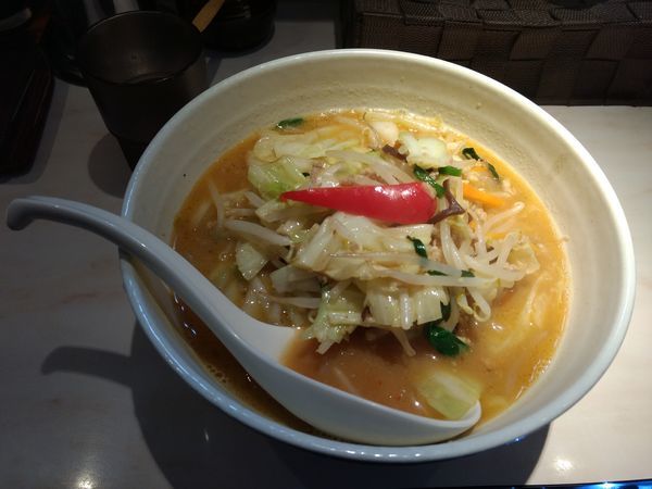 「味噌タンメン大盛」@湯麺 大八の写真