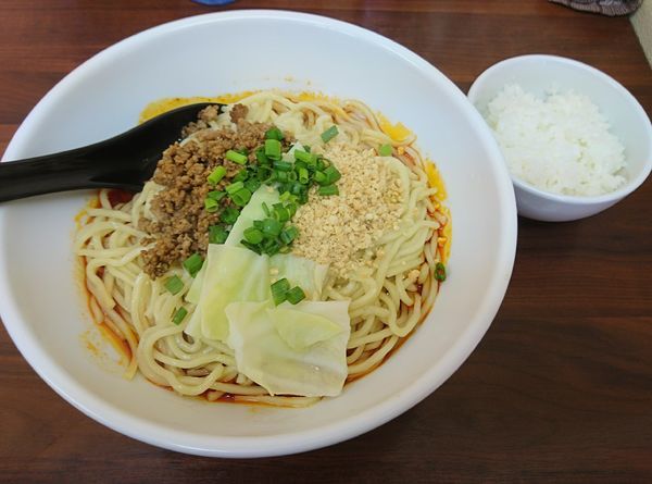「成都式（汁なし）担担麺・大盛1000　サービスライス」@担担麺 すご六の写真