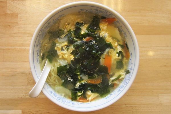 「わかめラーメン」@ぎょうざの満洲 せんげん台駅店の写真