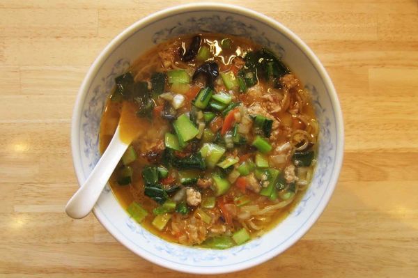 「小松菜ラーメン」@ぎょうざの満洲 せんげん台駅店の写真