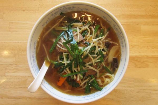 「レバニララーメン」@ぎょうざの満洲 せんげん台駅店の写真