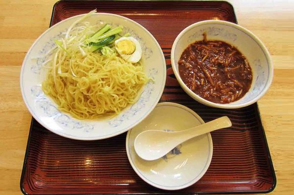 「ジャージャー麺(大盛り)」@ぎょうざの満洲 せんげん台駅店の写真