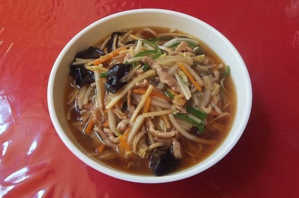 「肉絲麺(大盛り)」@中華料理 喜の写真