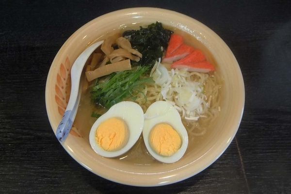 「冷たいラーメン【塩】(大盛り)」@ラーメンじょっぴん亭の写真