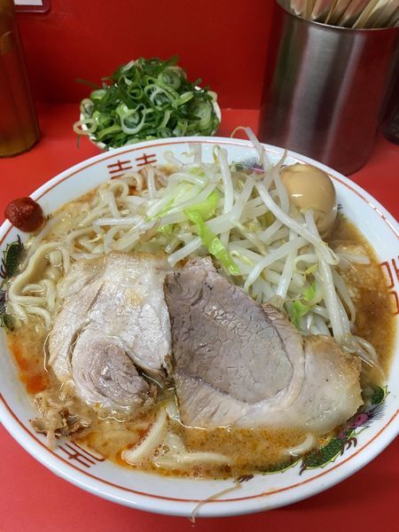 「控えめラーメン レッド」@ラーメン二郎 京都店の写真
