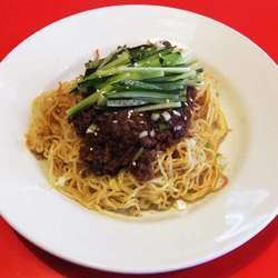 ジャージャーメン【温かい】