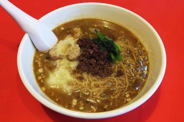 「四川ワンタンメン」@輪の写真