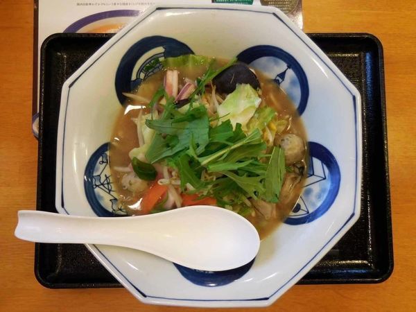 「海鮮ちゃんぽん 白銀魚介(レギュラー)」@長崎ちゃんぽんリンガーハット 埼玉せんげん台店の写真